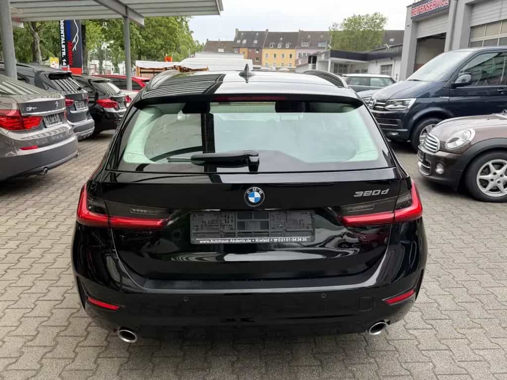 BMW 320 d Touring Advantage|LEDER|NAVI|LED|AHK|1.HAND 03/2020-photo-16