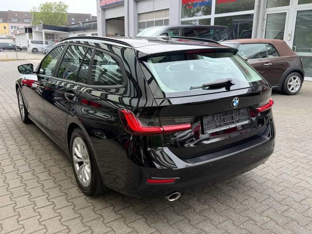 BMW 320 d Touring Advantage|LEDER|NAVI|LED|AHK|1.HAND 03/2020-photo-17