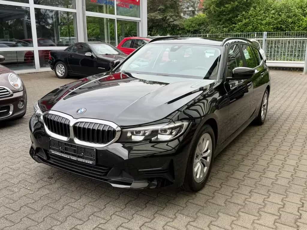 BMW 320 d Touring Advantage|LEDER|NAVI|LED|AHK|1.HAND 03/2020-photo-2