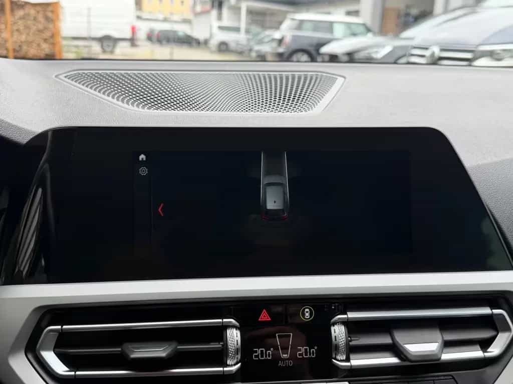 BMW 320 d Touring Advantage|LEDER|NAVI|LED|AHK|1.HAND 03/2020-photo-6