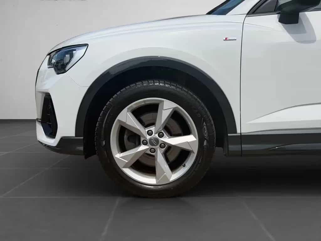 Audi Q3 Sportback 40 TDI quattro S line*Black*R-Kam* 06/2022-photo-6