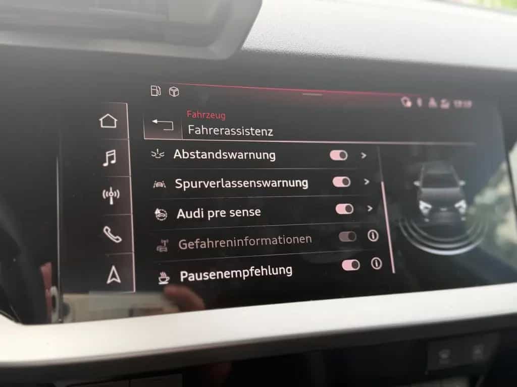 Audi A3 Sportback 35 TFSI 3xS line/Spur/Navi/Car-pl. 10/2021-photo-23