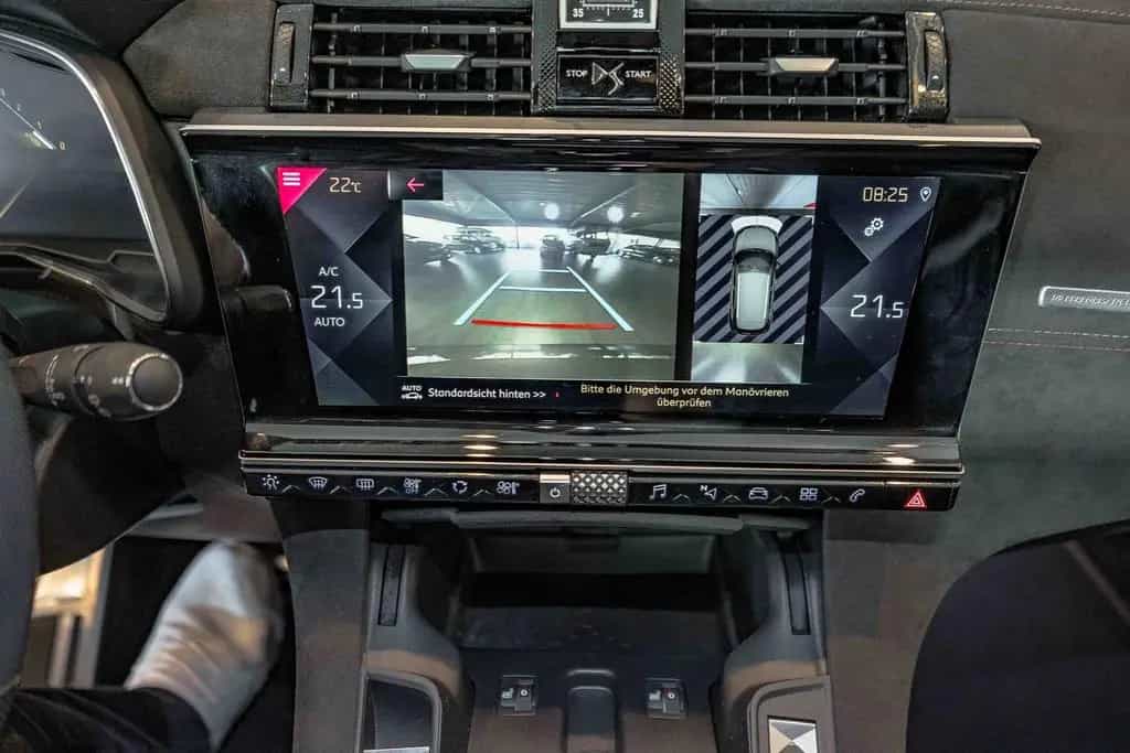 DS Automobiles DS7 (Crossback) DS7 Crossback Performance Line Nachsicht Panoram 10/2020-photo-24
