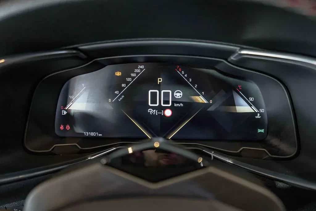DS Automobiles DS7 (Crossback) DS7 Crossback Performance Line Nachsicht Panoram 10/2020-photo-27