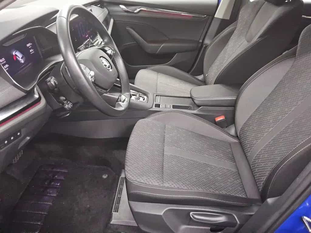 Skoda Octavia Kombi 1.0 TSI Style Navi LED vc ACC RfK 11/2023-photo-8