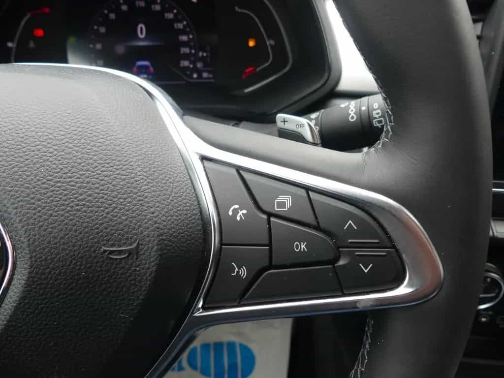 Renault Captur II Techno Automatik*ACC*Kamera*ab 239€ 09/2023-photo-14