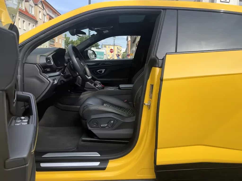 Lamborghini Urus S 03/2023-photo-10