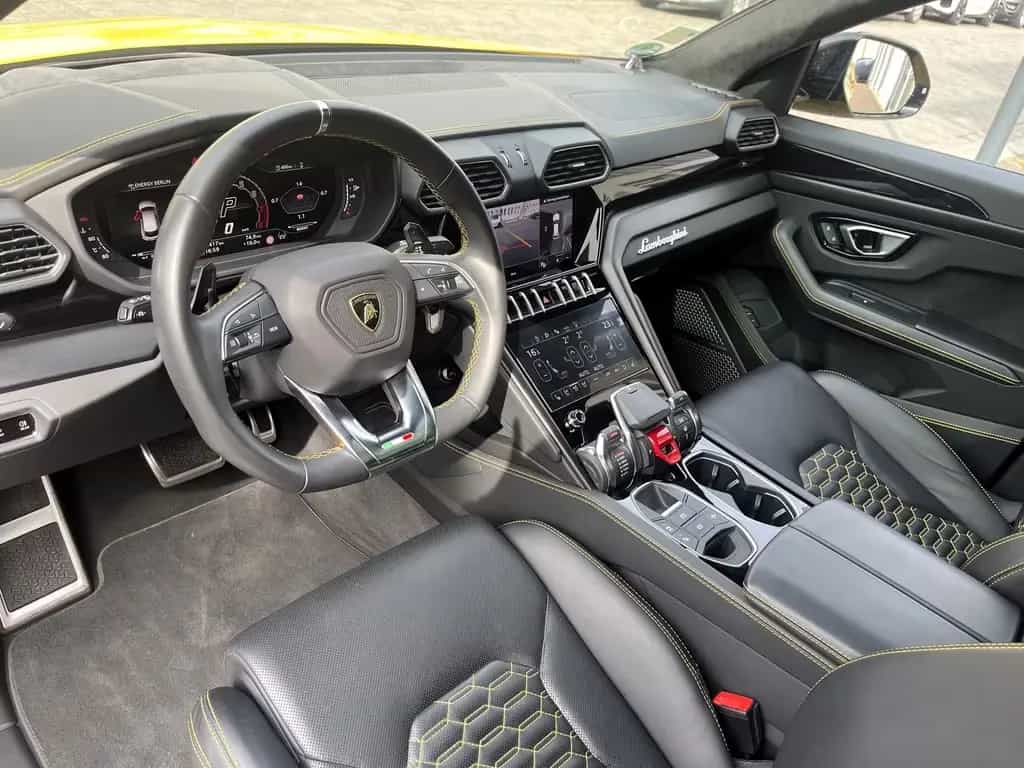 Lamborghini Urus S 03/2023-photo-11