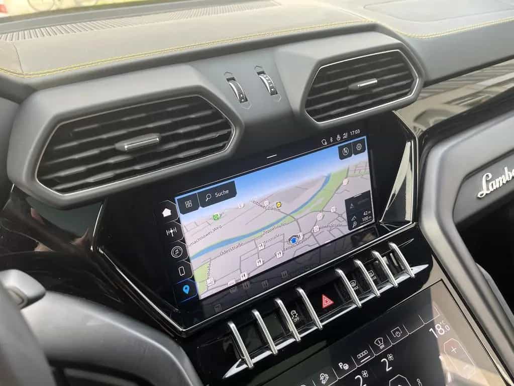 Lamborghini Urus S 03/2023-photo-19