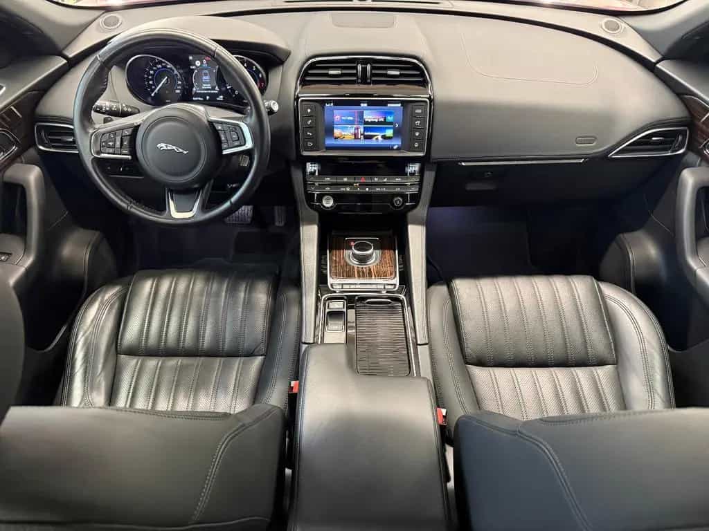 Jaguar F-Pace 5 J. Garantie NAVI LHZ 4XSHZ KAM BI-XENON 06/2017-photo-7
