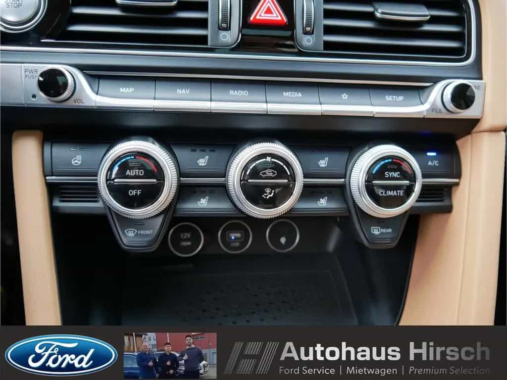 Genesis G70 Luxury 4WD 2.2CRDi AD Leder LED ACC Pano Car 06/2022-photo-23