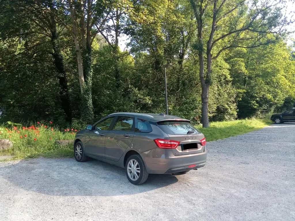 Lada Vesta Kombi TÜV NEU, guter Zustand 10/2018-photo-2