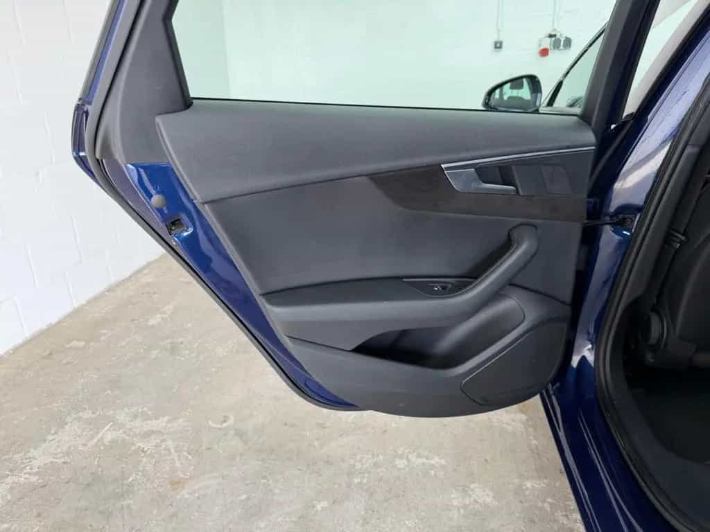 Audi A4 Avant 2.0 TDI S tronic 05/2018-photo-33
