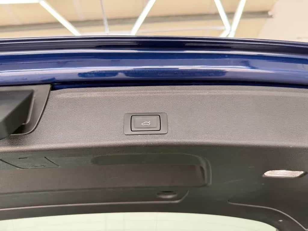 Audi A4 Avant 2.0 TDI S tronic 05/2018-photo-40