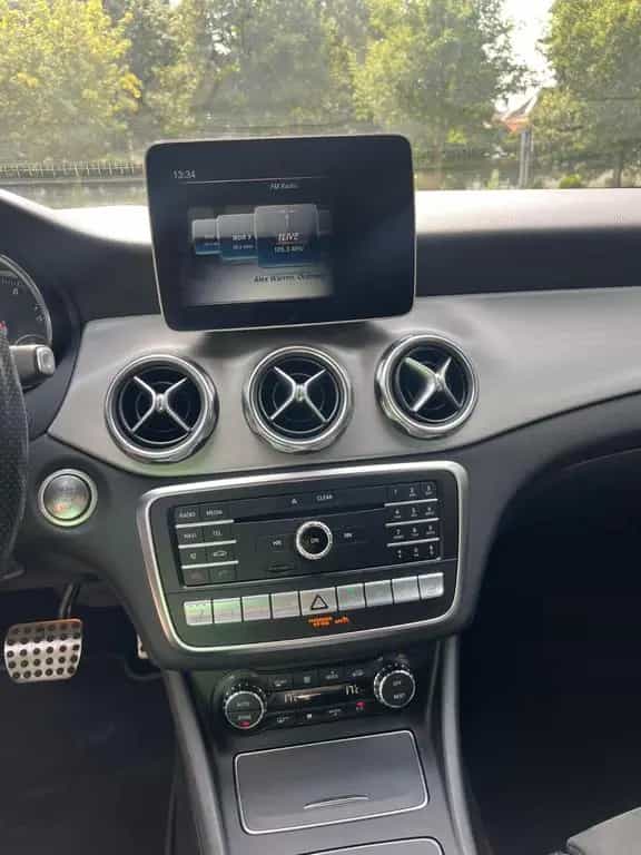 Mercedes-Benz GLA 220 GLA -Klasse 4Matic AMG Line/Tüv neu 11/2018-photo-18