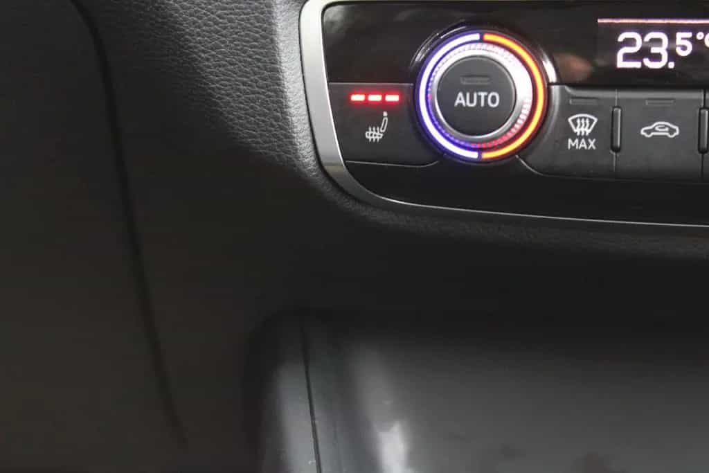 Audi A3 Sportback *Tüv&Inspektion Neu*Navi*LED* 03/2015-photo-14