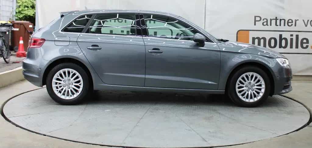 Audi A3 Sportback *Tüv&Inspektion Neu*Navi*LED* 03/2015-photo-4