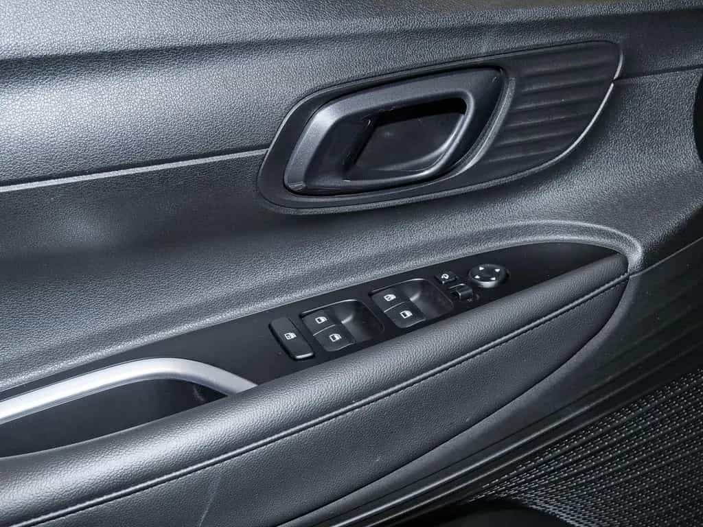 Hyundai i20 1.0 TGDI DCT Trend Voll-LED Kamera Carplay 12/2023-photo-13