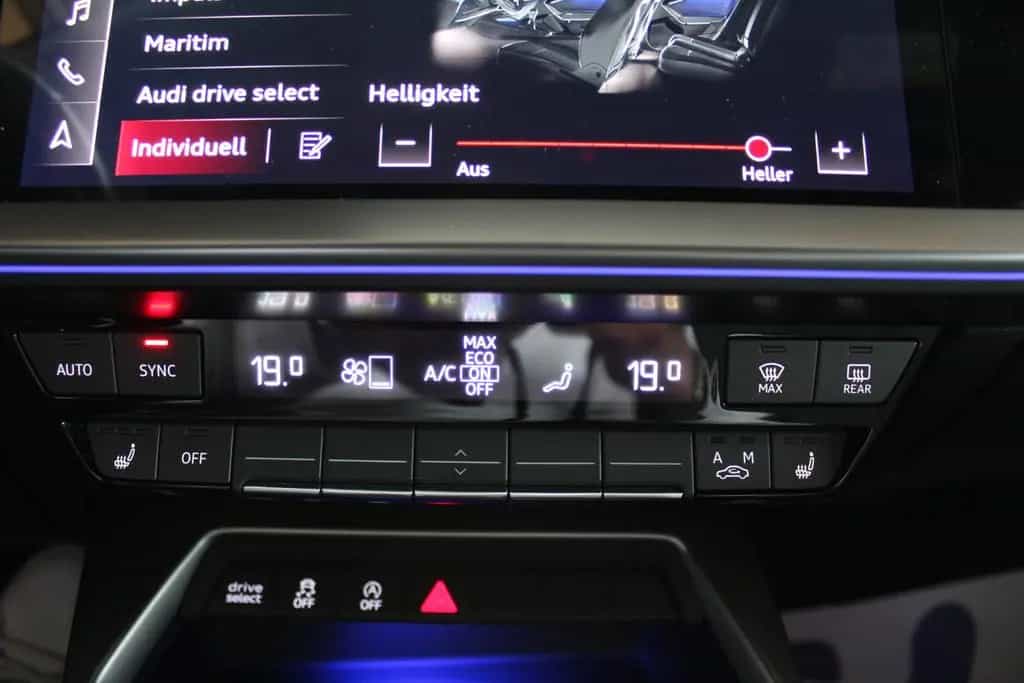 Audi A3 Sportback 40 TFSI quattro S line sport 03/2022-photo-20