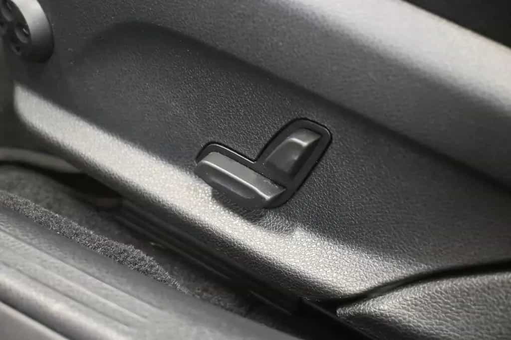 Mercedes-Benz C 220 d Avantgarde *KAMERA *2-ZONEN *DISTRONIC 05/2019-photo-21