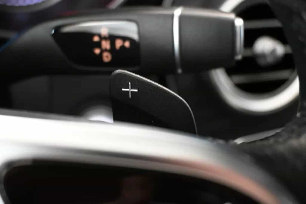 Mercedes-Benz C 220 d Avantgarde *KAMERA *2-ZONEN *DISTRONIC 05/2019-photo-24