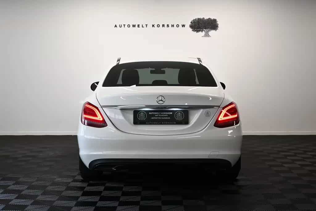 Mercedes-Benz C 220 d Avantgarde *KAMERA *2-ZONEN *DISTRONIC 05/2019-photo-5