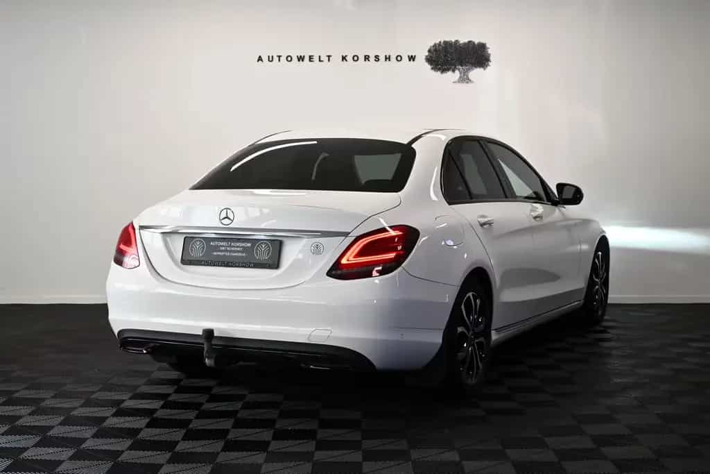 Mercedes-Benz C 220 d Avantgarde *KAMERA *2-ZONEN *DISTRONIC 05/2019-photo-8