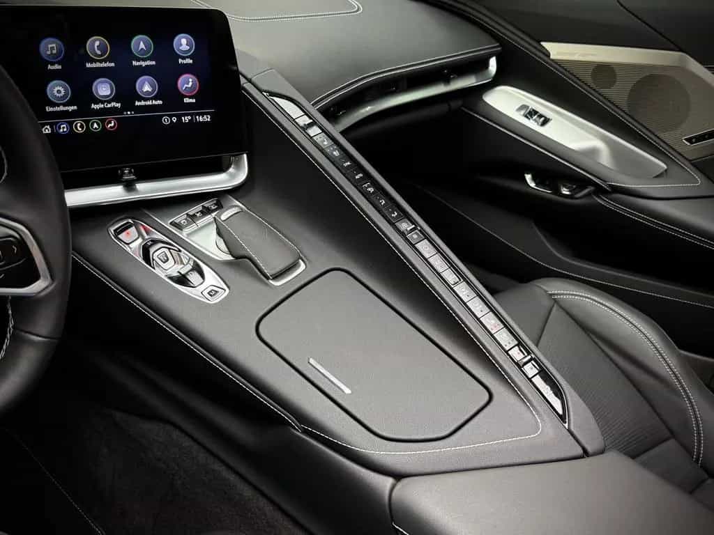 Corvette C8 Coupe Stingray 2LT  Targa*LIFT*HuD*Dt.Fzg 10/2022-photo-20