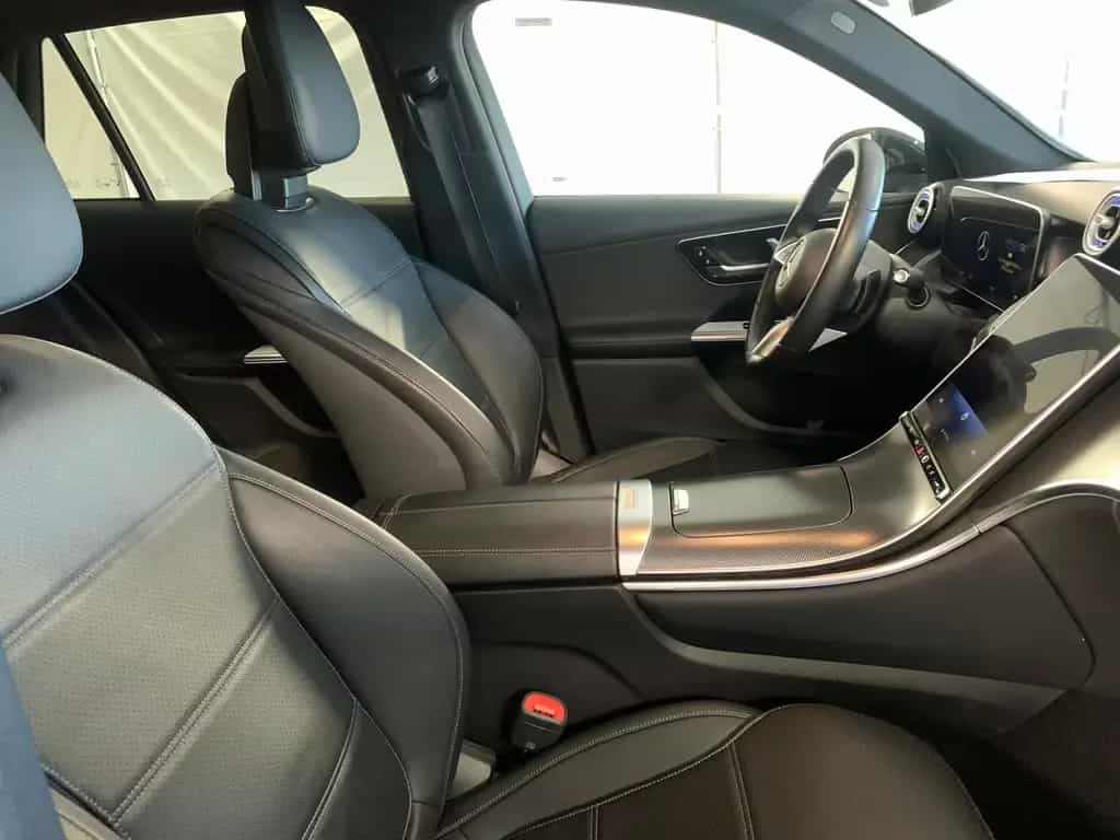 Mercedes-Benz GLC 200 Avantgarde newModel 19" Widescreen Distr 03/2023-photo-3
