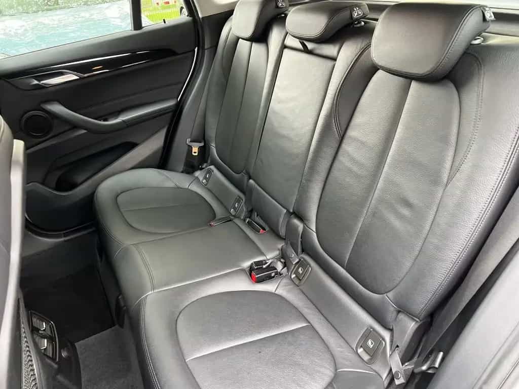 BMW X1 sDrive20i Aut. Leder Navi Sitzhzg PDC Sportsi 07/2018-photo-11