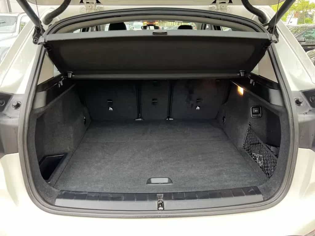 BMW X1 sDrive20i Aut. Leder Navi Sitzhzg PDC Sportsi 07/2018-photo-6