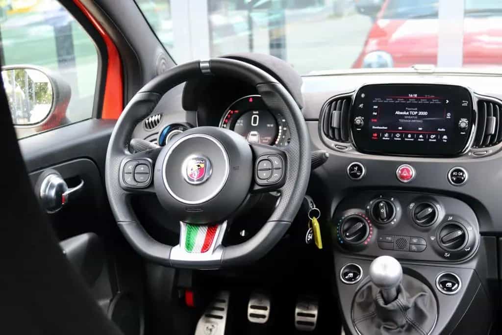 Abarth 500 595 Sport AGA DAB CarPlay Klima Parksensor 11/2023-photo-20