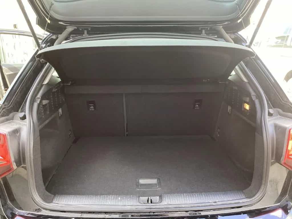 Audi Q2 1.4 TFSI, CarPlay, PDC, Fernlichassistent, Te 08/2018-photo-13