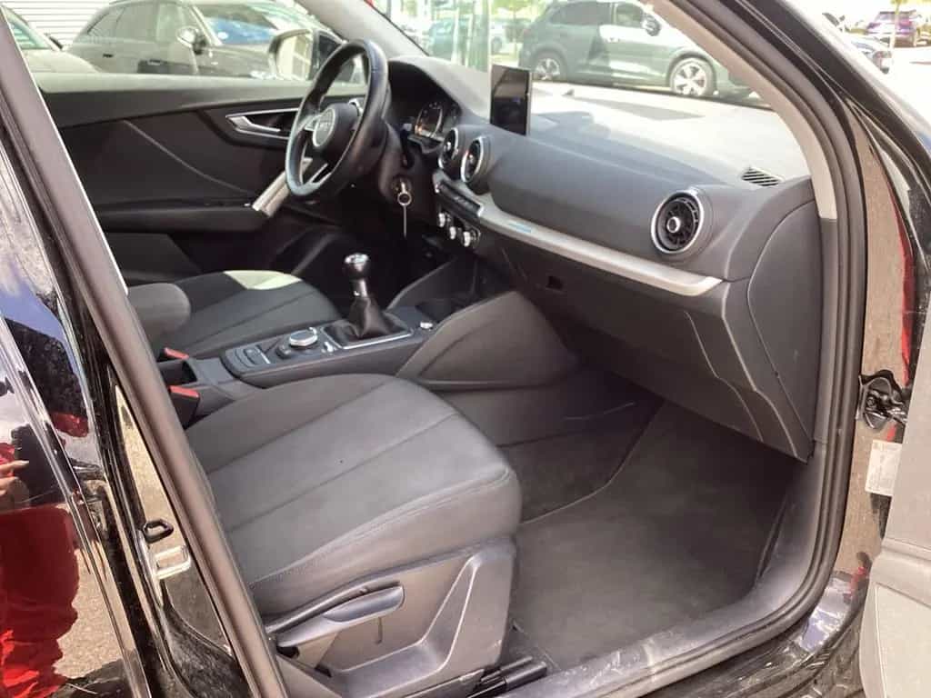 Audi Q2 1.4 TFSI, CarPlay, PDC, Fernlichassistent, Te 08/2018-photo-14
