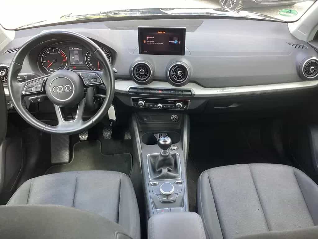 Audi Q2 1.4 TFSI, CarPlay, PDC, Fernlichassistent, Te 08/2018-photo-9
