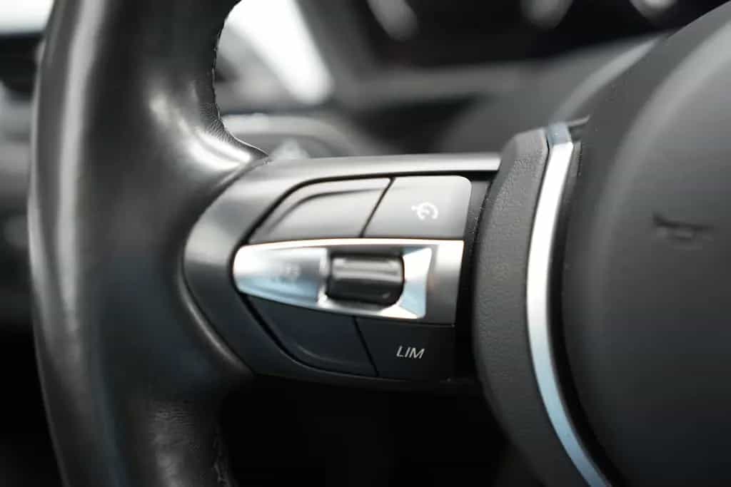 BMW X1 sDrive 20d Advantage*LED*NAVI*HARMAN*PDC*CAM* 04/2019-photo-23
