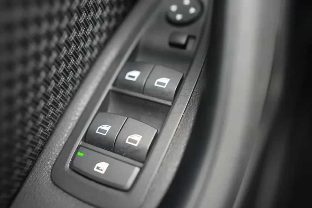 BMW X1 sDrive 20d Advantage*LED*NAVI*HARMAN*PDC*CAM* 04/2019-photo-28