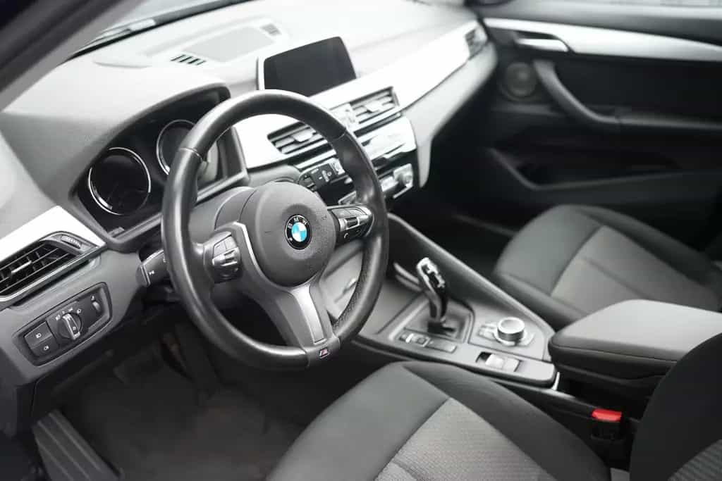 BMW X1 sDrive 20d Advantage*LED*NAVI*HARMAN*PDC*CAM* 04/2019-photo-7