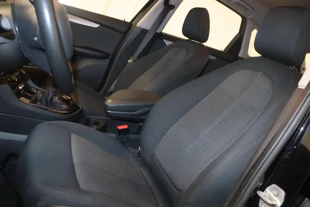 BMW 218 i Advantage-LED-SHZ-PDC-MFL-DAB-EL.HECK.- 12/2020-photo-3