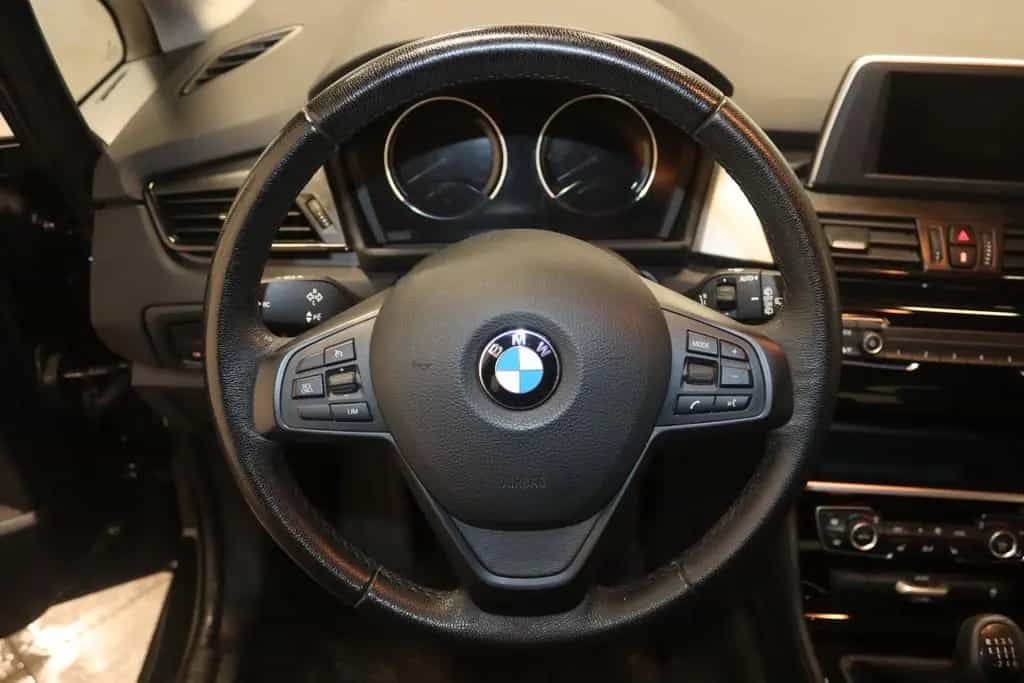 BMW 218 i Advantage-LED-SHZ-PDC-MFL-DAB-EL.HECK.- 12/2020-photo-4