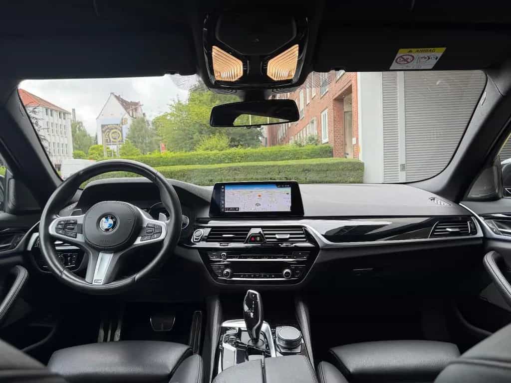 BMW 530 d Touring M Sport-Scheckheft-HU+Service 6/26 06/2019-photo-11
