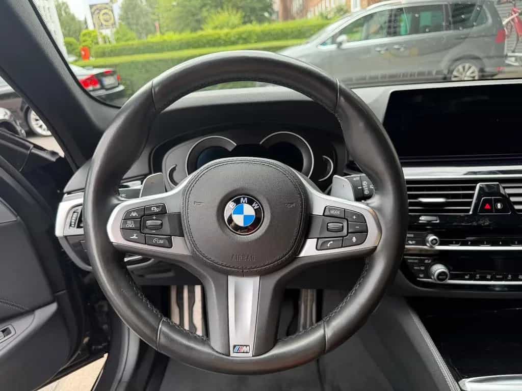 BMW 530 d Touring M Sport-Scheckheft-HU+Service 6/26 06/2019-photo-14