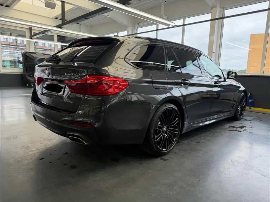 BMW 530 d Touring M Sport-Scheckheft-HU+Service 6/26 06/2019-photo-3