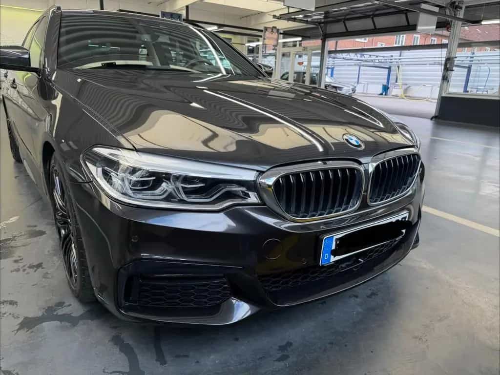 BMW 530 d Touring M Sport-Scheckheft-HU+Service 6/26 06/2019-photo-6