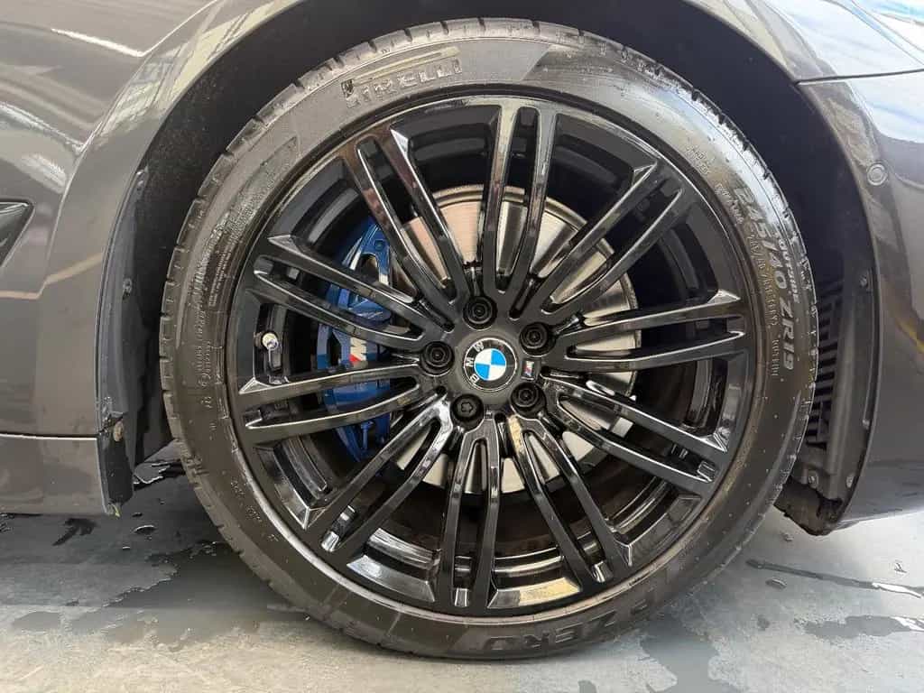 BMW 530 d Touring M Sport-Scheckheft-HU+Service 6/26 06/2019-photo-8