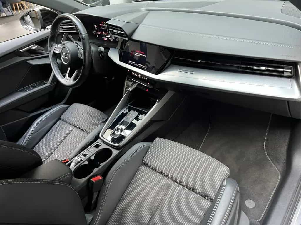 Audi A3 30 TFSI advanced S-Line CarPlay Navi PDC ACC 10/2023-photo-27