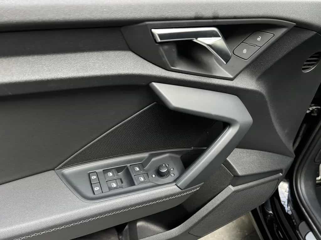 Audi A3 30 TFSI advanced S-Line CarPlay Navi PDC ACC 10/2023-photo-30