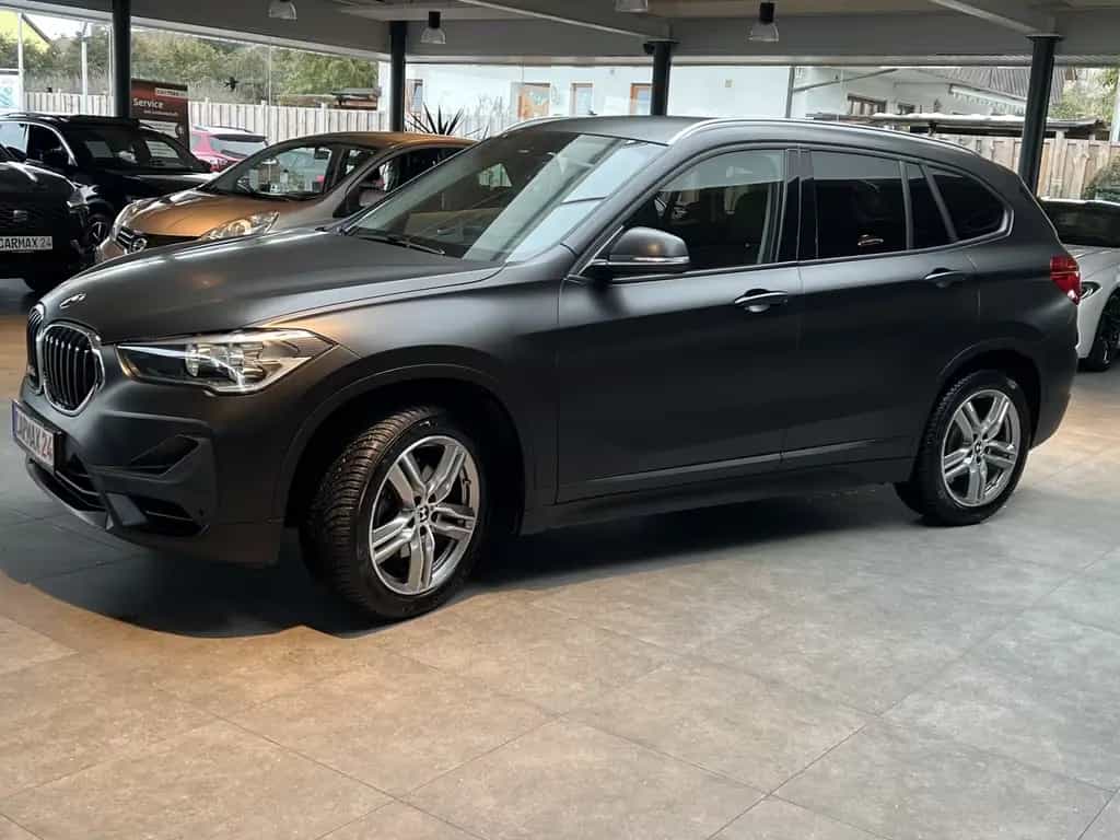 BMW X1 sDrive 18i Navi RFK LED SHZ VOLLFOLIERUNG 10/2020-photo-4