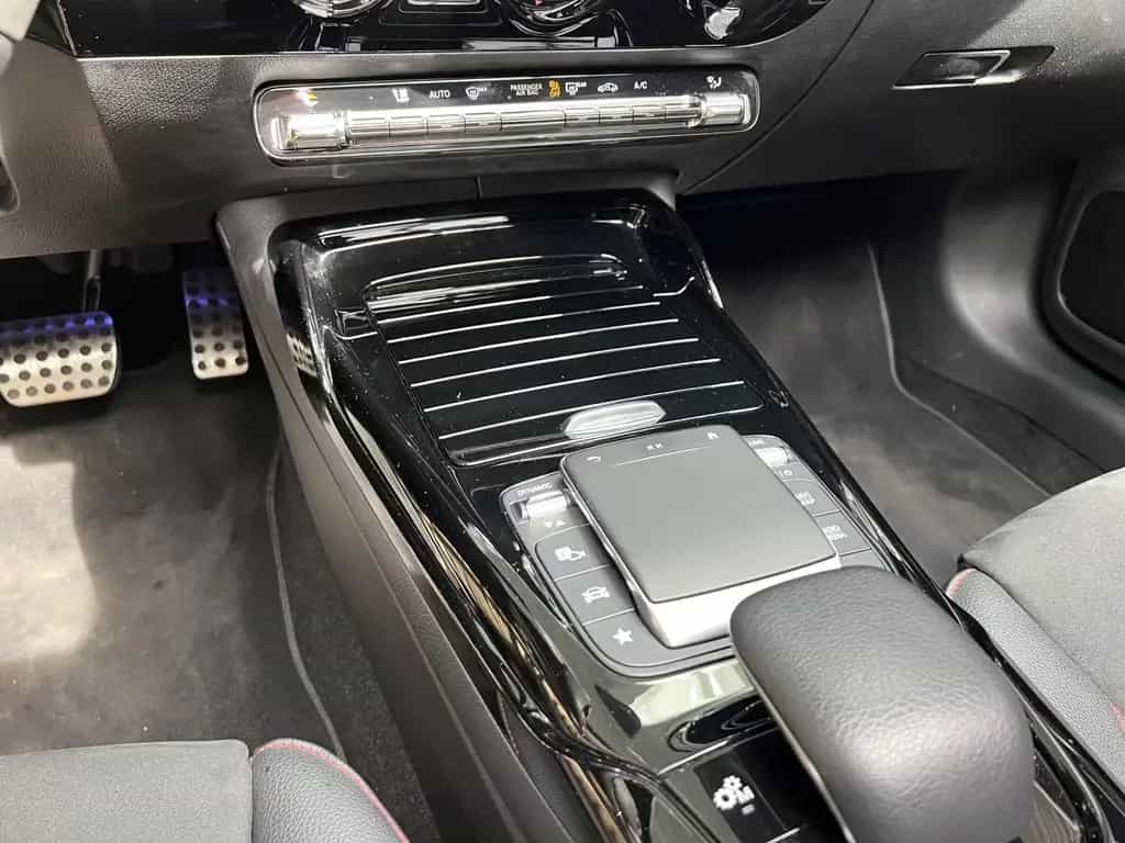 Mercedes-Benz CLA 45 AMG S AMG 4Matic Pano Kamera MBUX Night 01/2020-photo-33