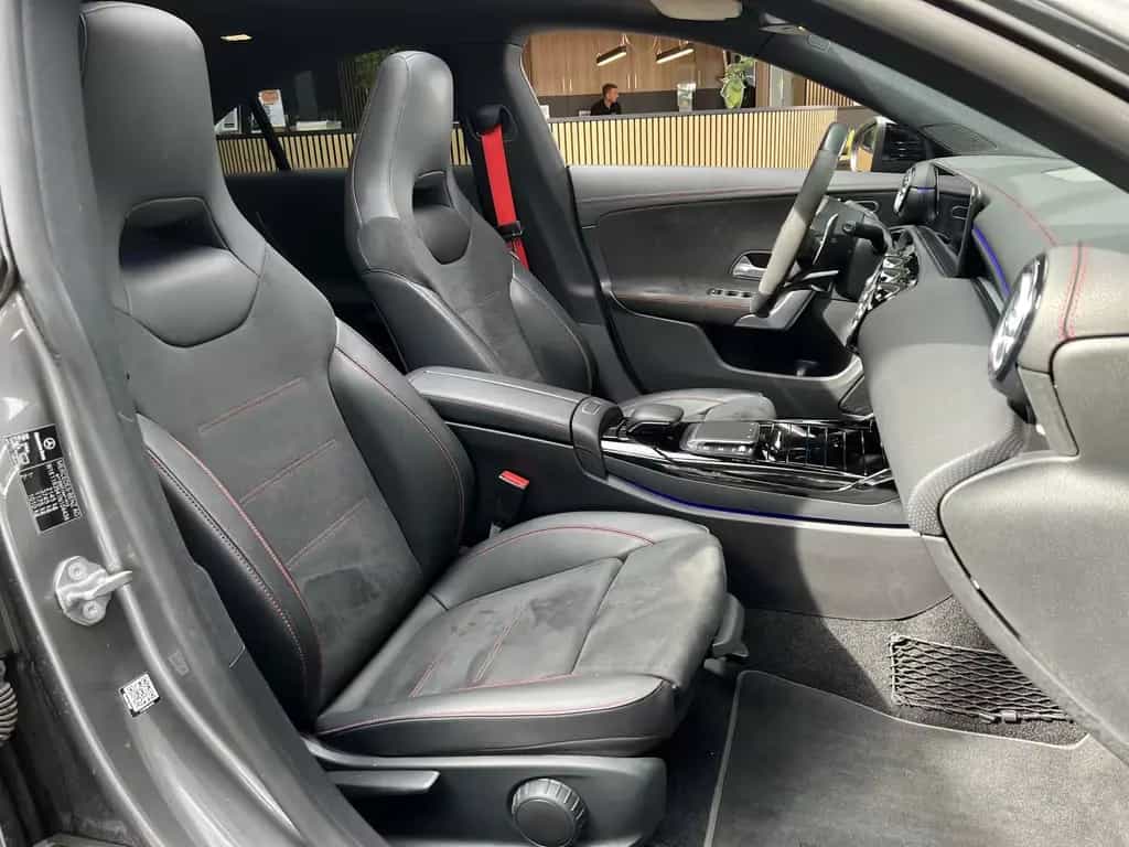 Mercedes-Benz CLA 45 AMG S AMG 4Matic Pano Kamera MBUX Night 01/2020-photo-36